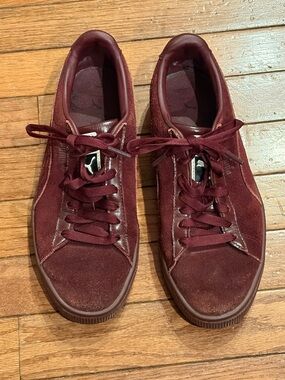 MAC Cosmetics fans!!!! 
50th Puma burgundy Suede X MAC Cosmetics Sin color 8